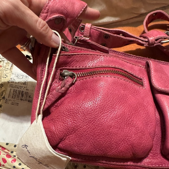 Free People leather cross body bag Tag attached - Picture 2 of 5
